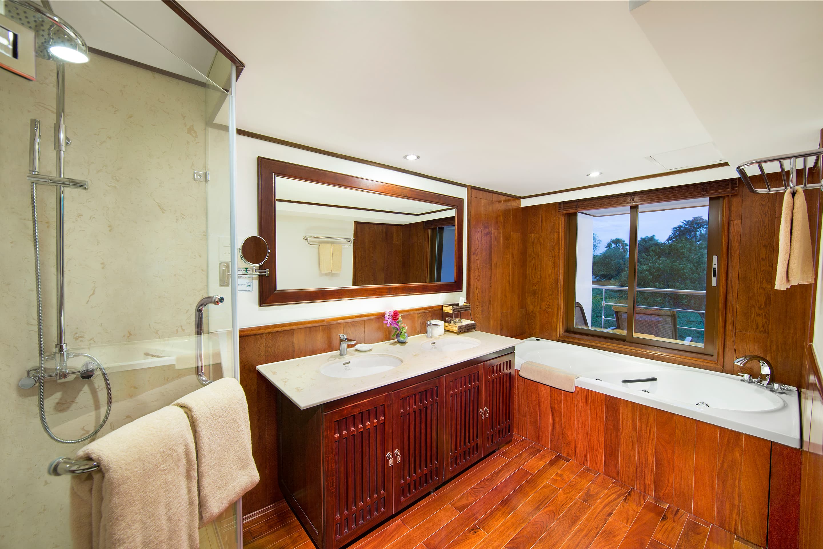 Luxury Suites