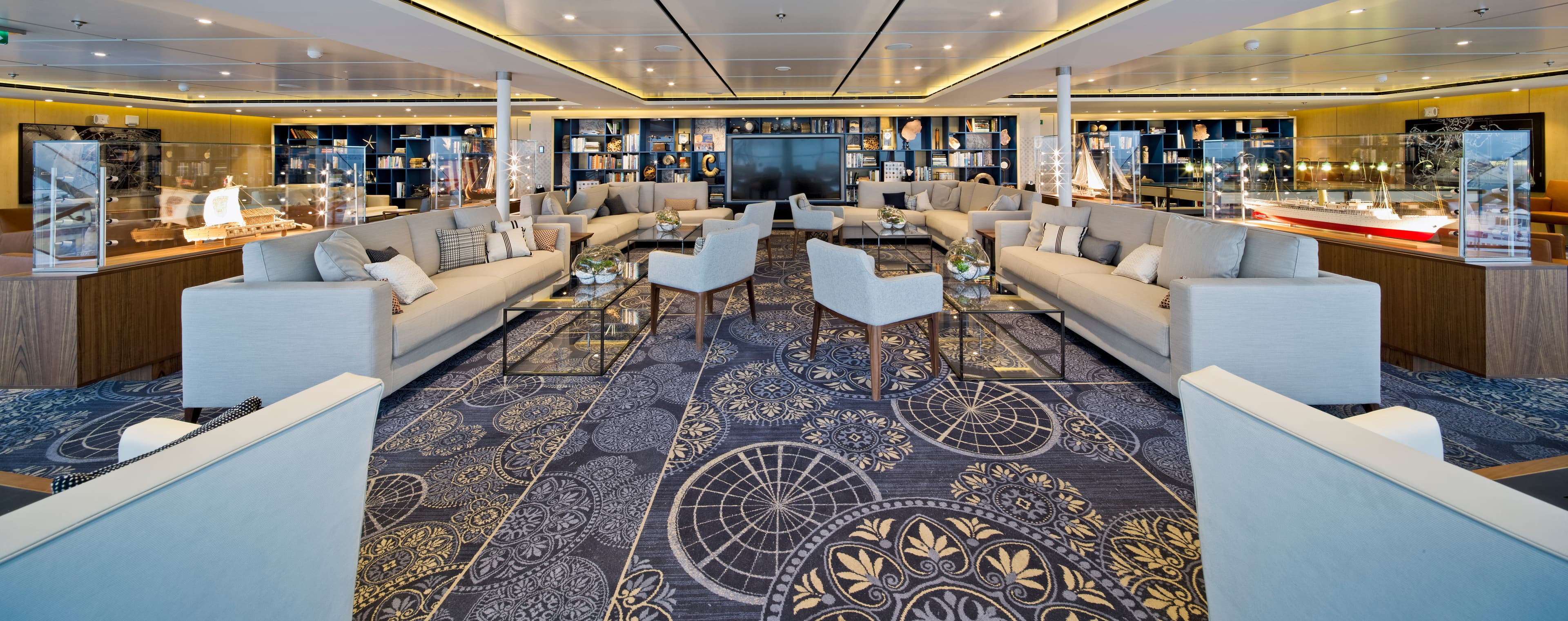 Explorers' Lounge