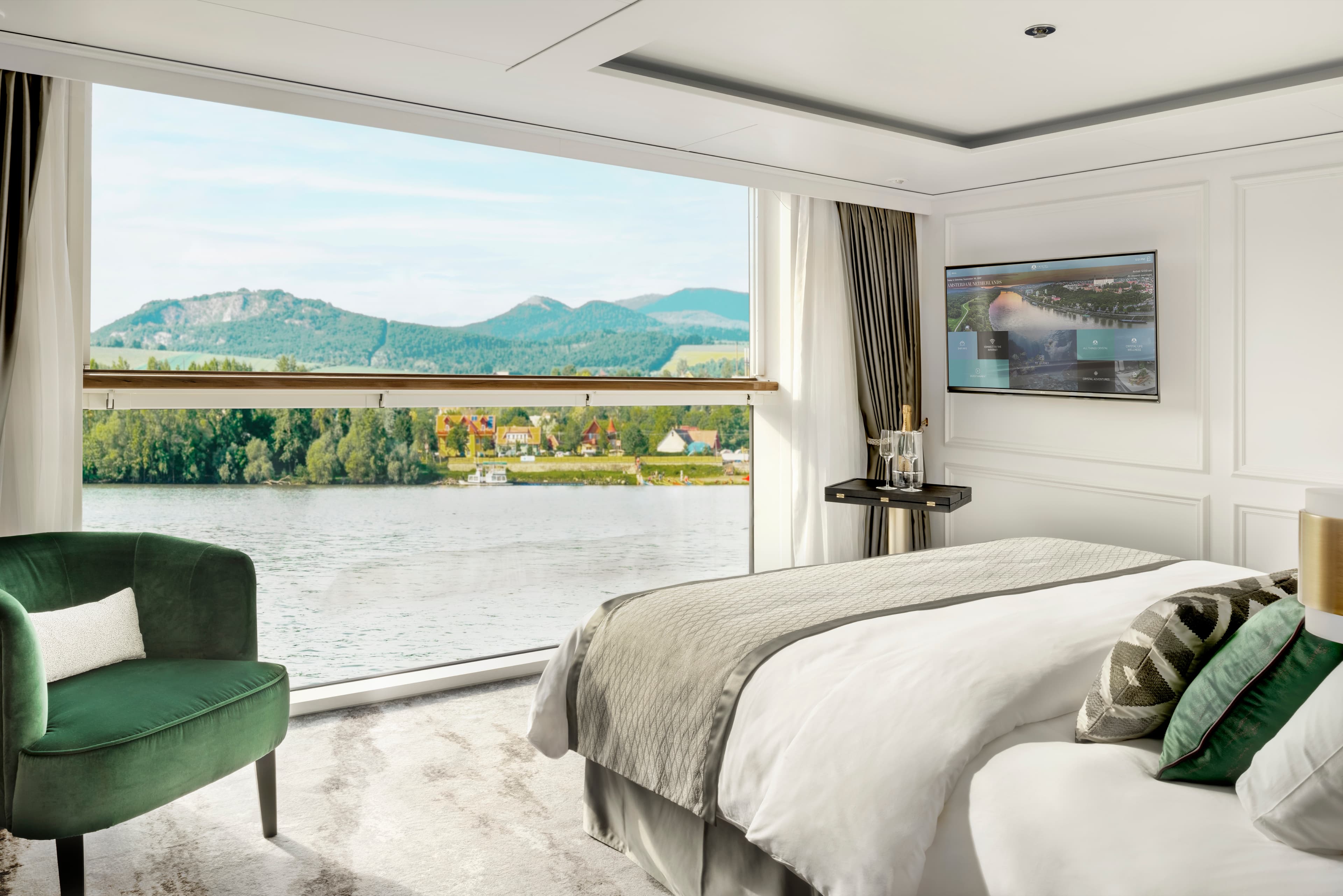 Riverside Suite
