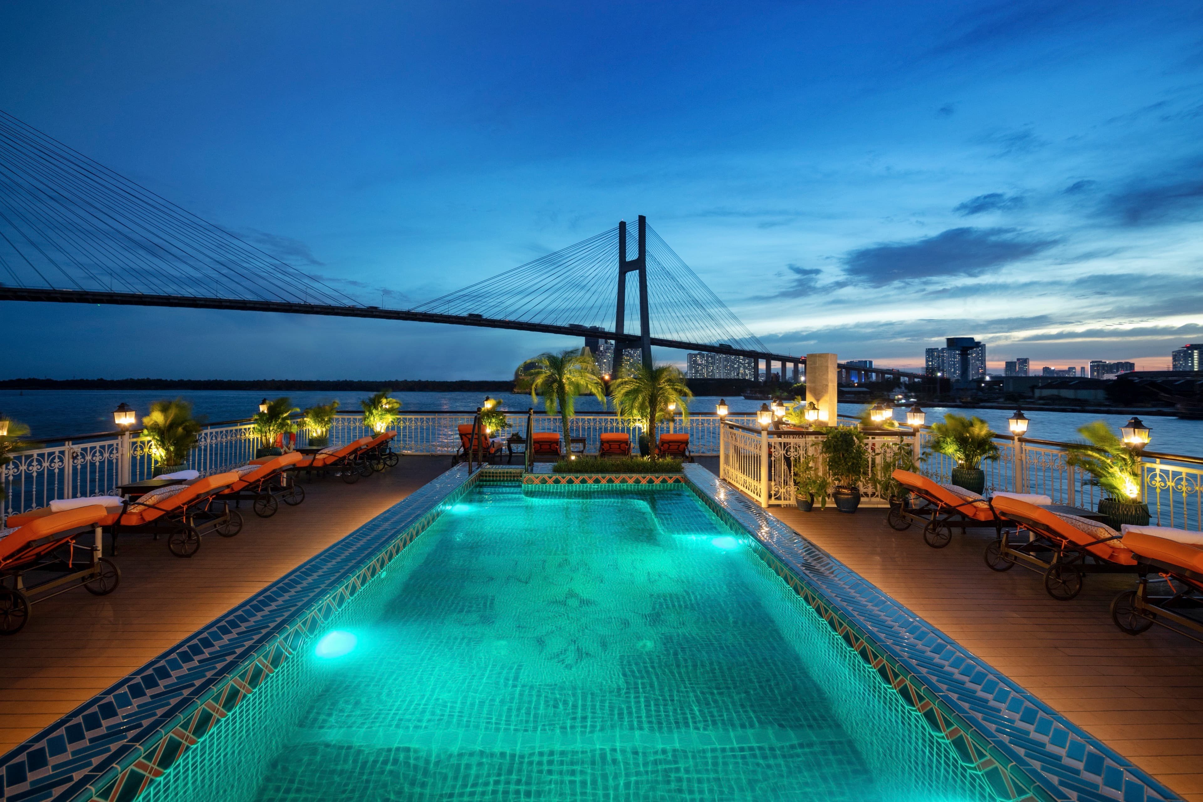 Sun Deck