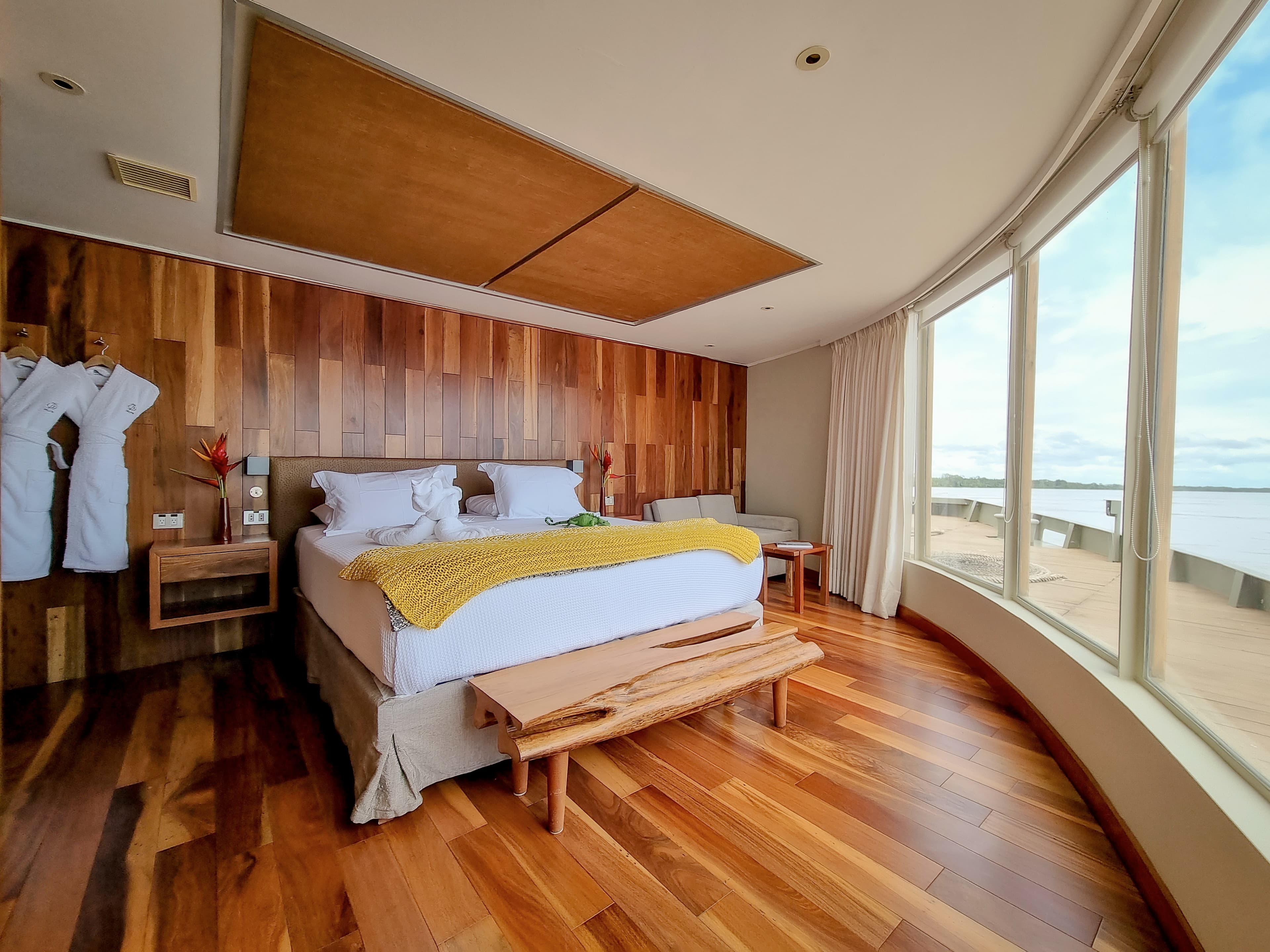 Amazon Suite
