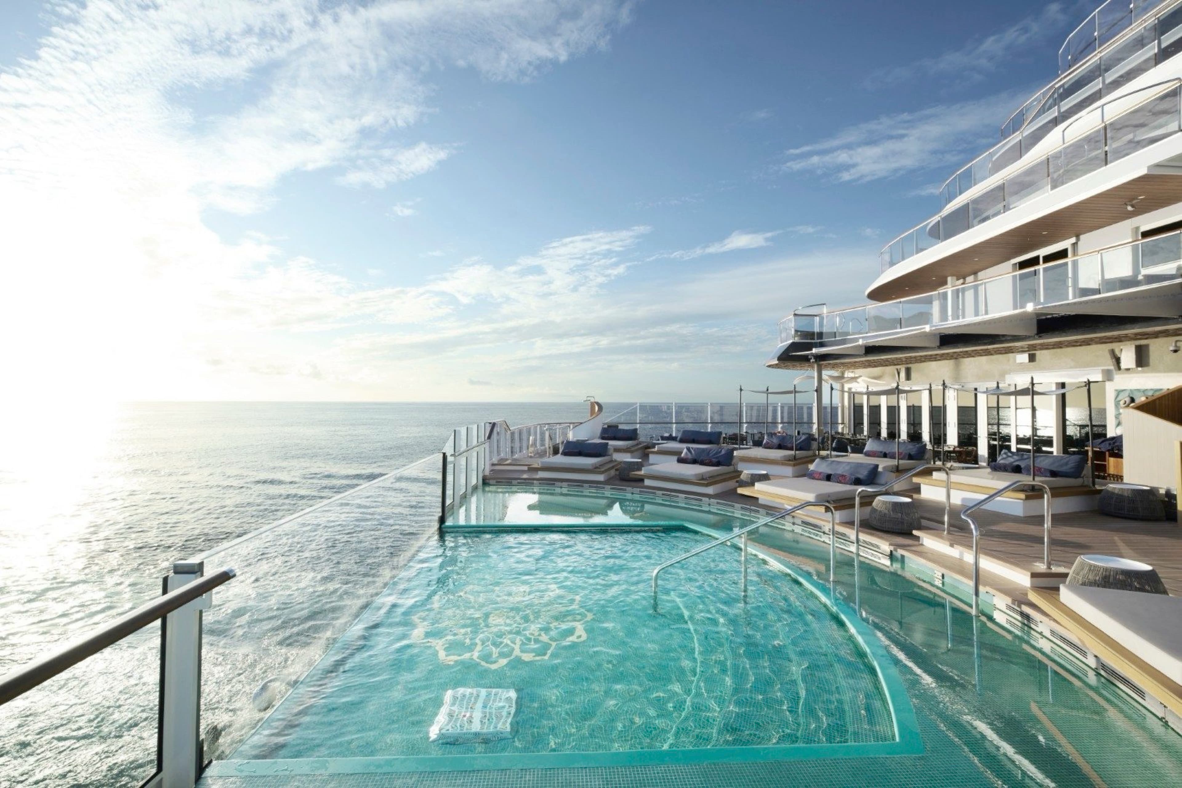 Astern Pool & Bar