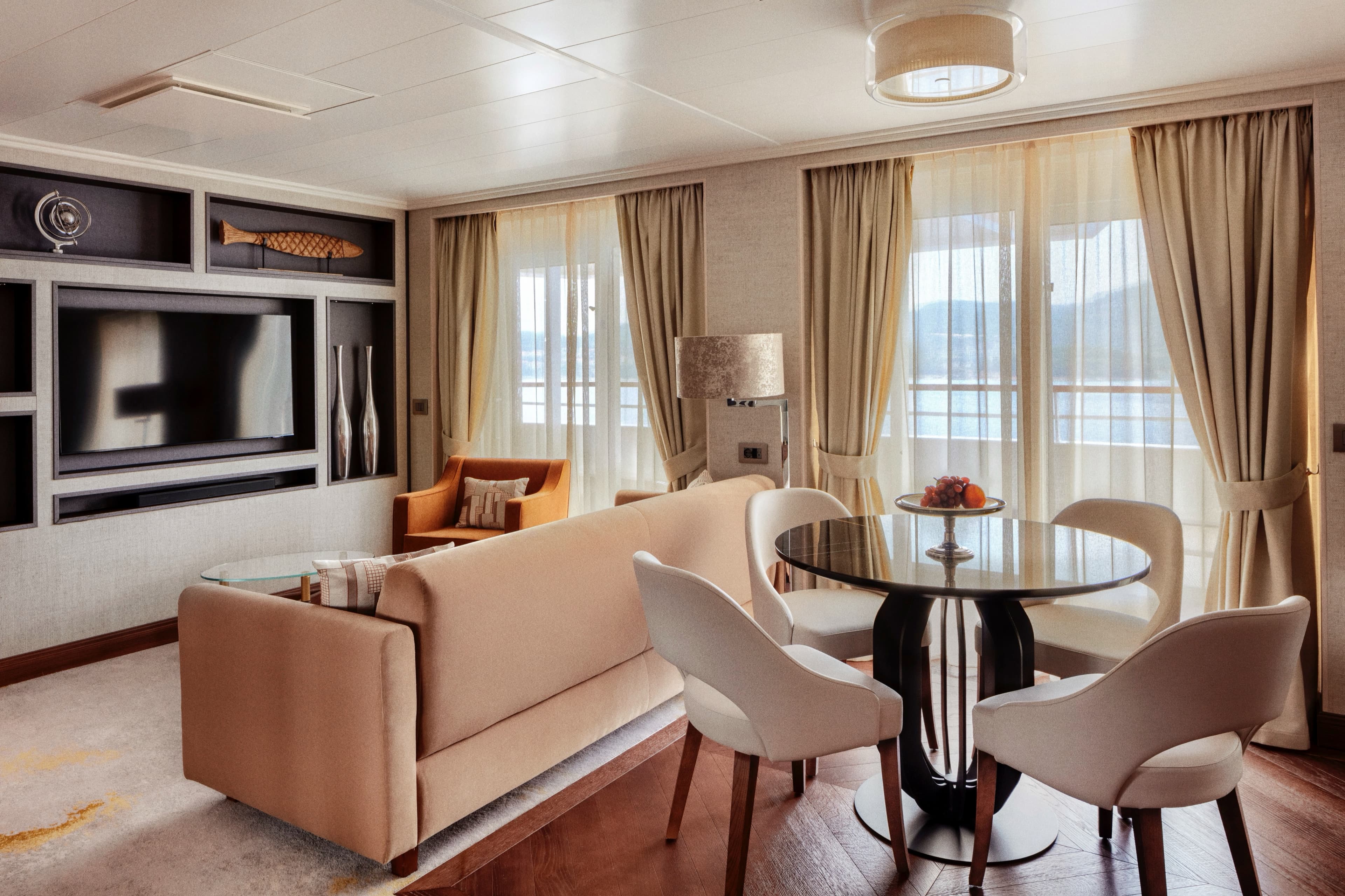 Junior Crystal Penthouse Suite