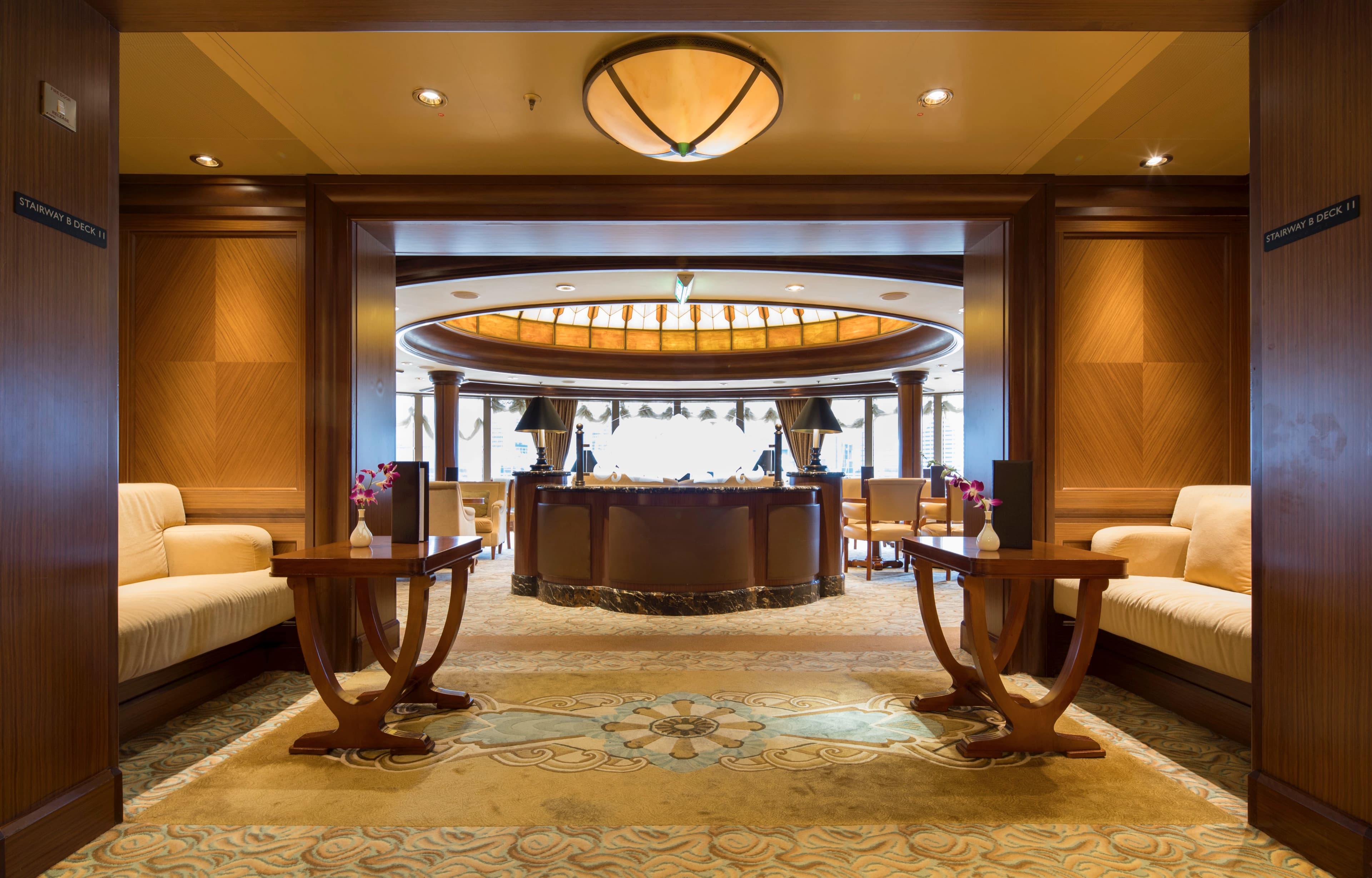 Grills Lounge
