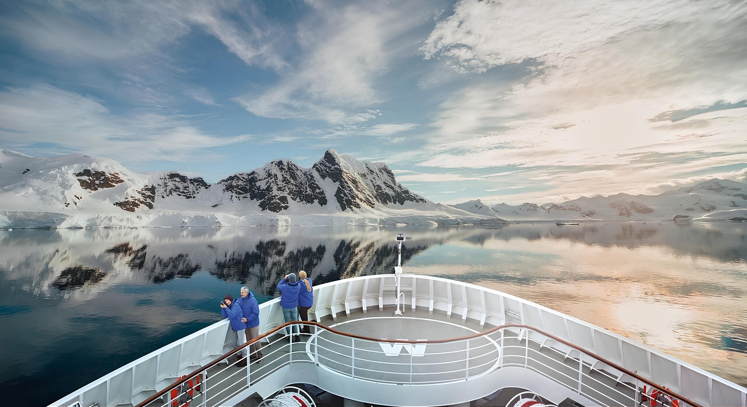Hapag-Lloyd Cruises - Hero