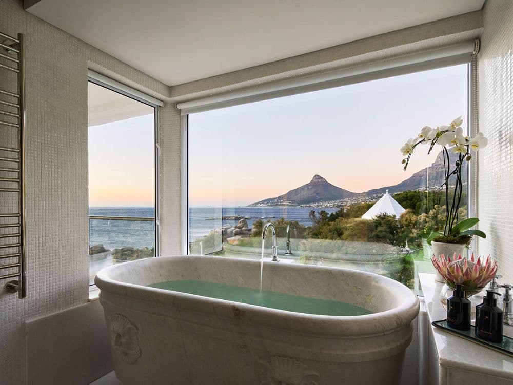 12 Apostles Hotel & Spa
