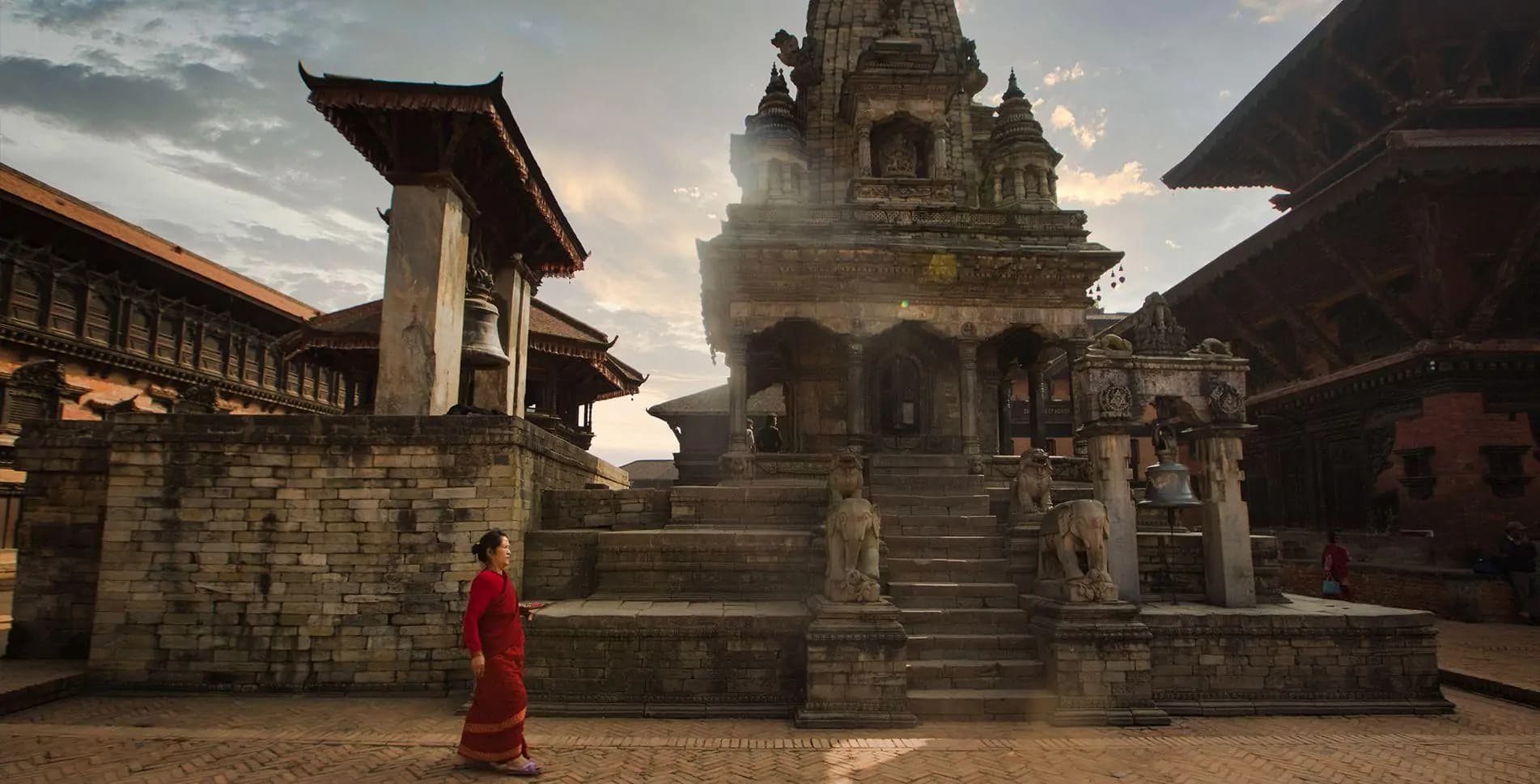 Wellness in the Himalayas - Hero 3