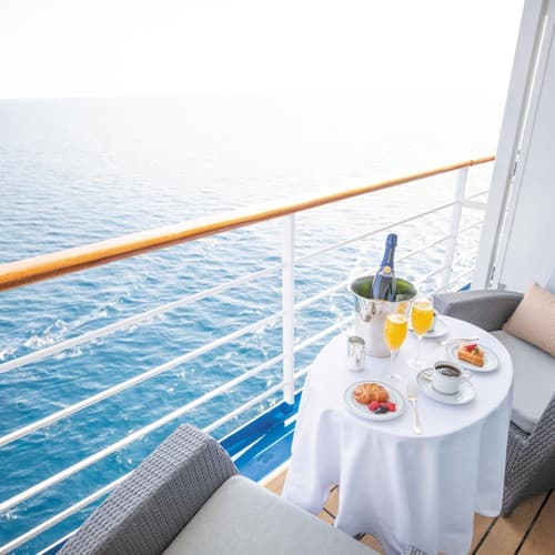 Regent Seven Seas Cruises - Tea-Time With Tully & Regent Seven Seas Cruises
