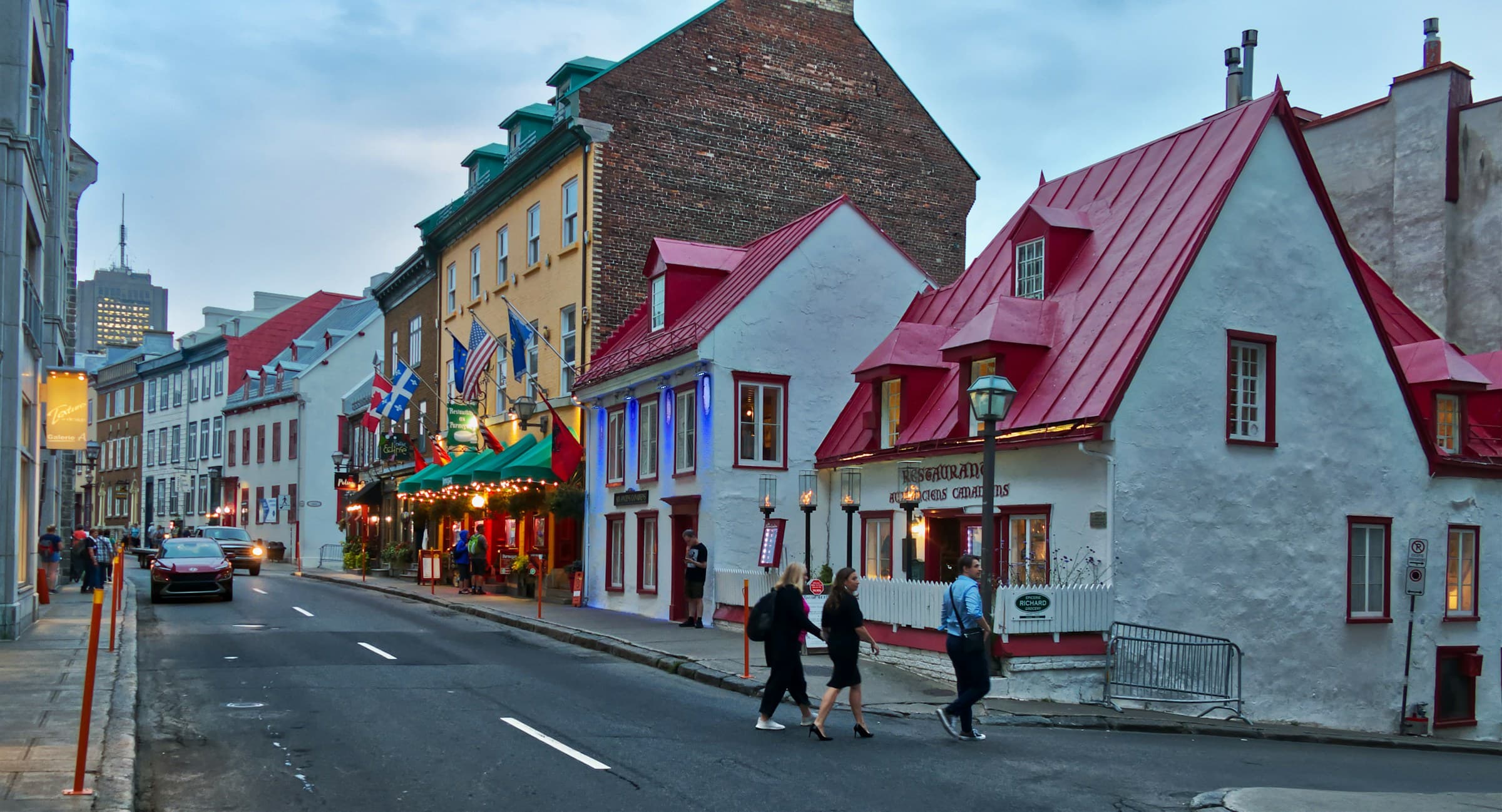 Quebec Journey: A Unique Blend of Culture, History, and Scenic Beauty - Hero