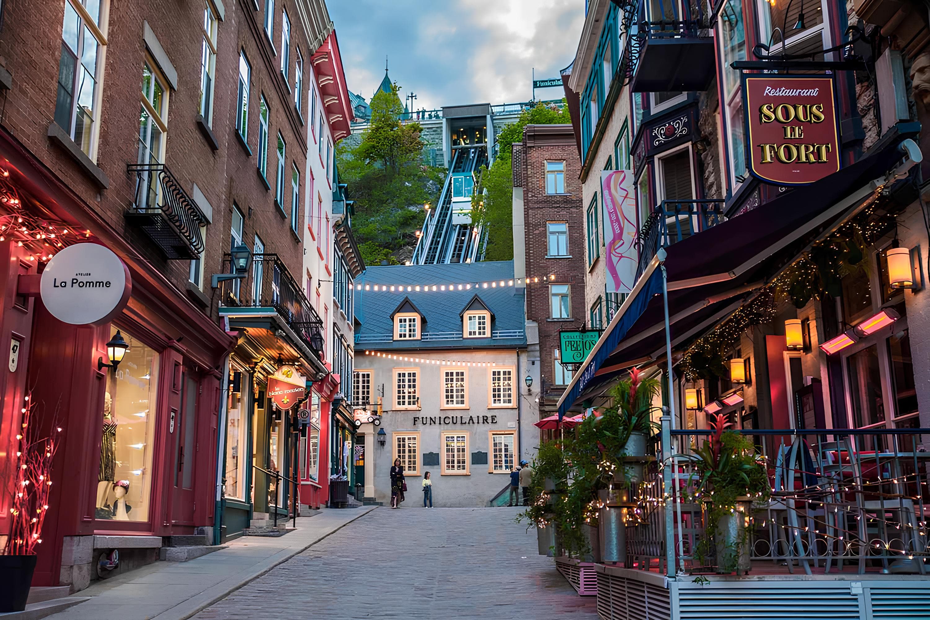 Toronto to Quebec City: A Luxury Adventure - Hero 4
