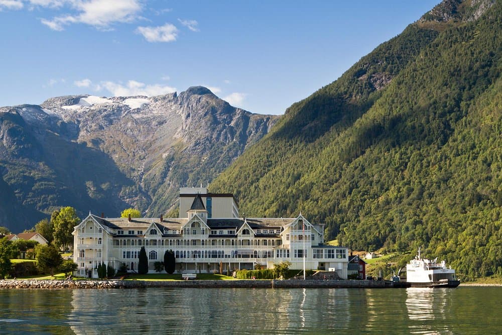 The Kvikness Hotel
