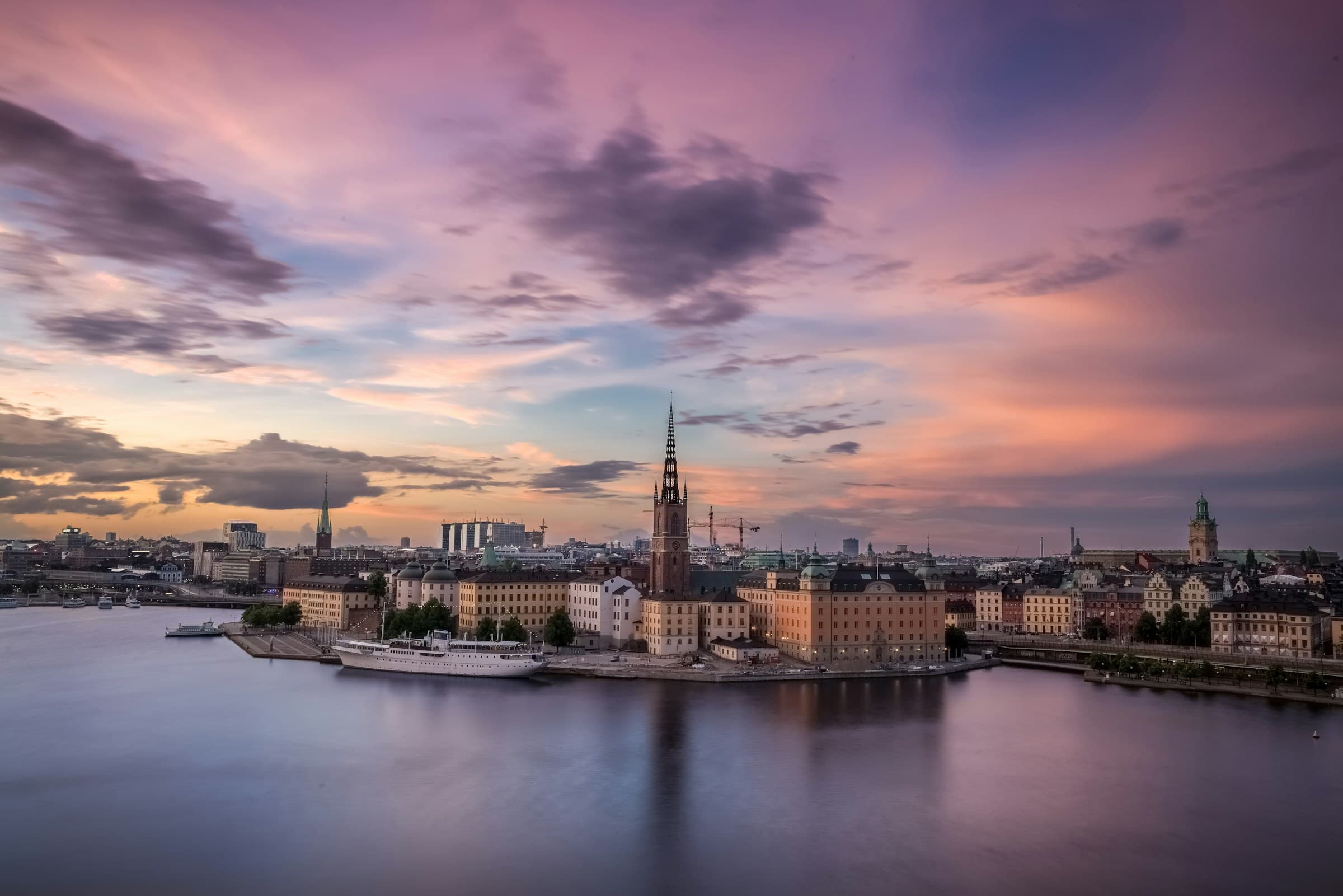 Scandinavian Elegance - Hero