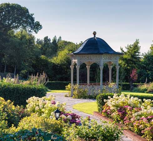 Glenlo Abbey Hotel Grounds