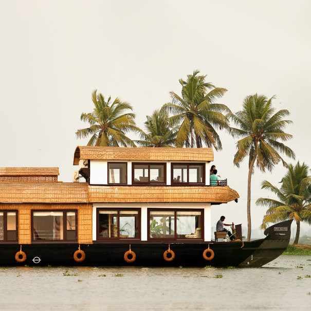 Luxury House Boat