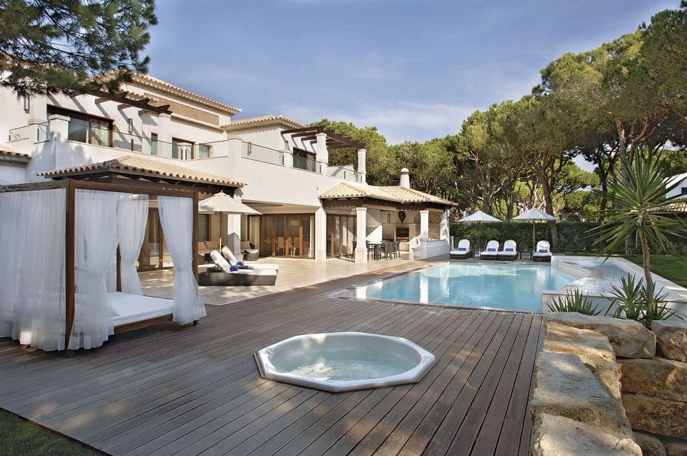 Pine Cliffs Hotel, A Luxury Collection Resort