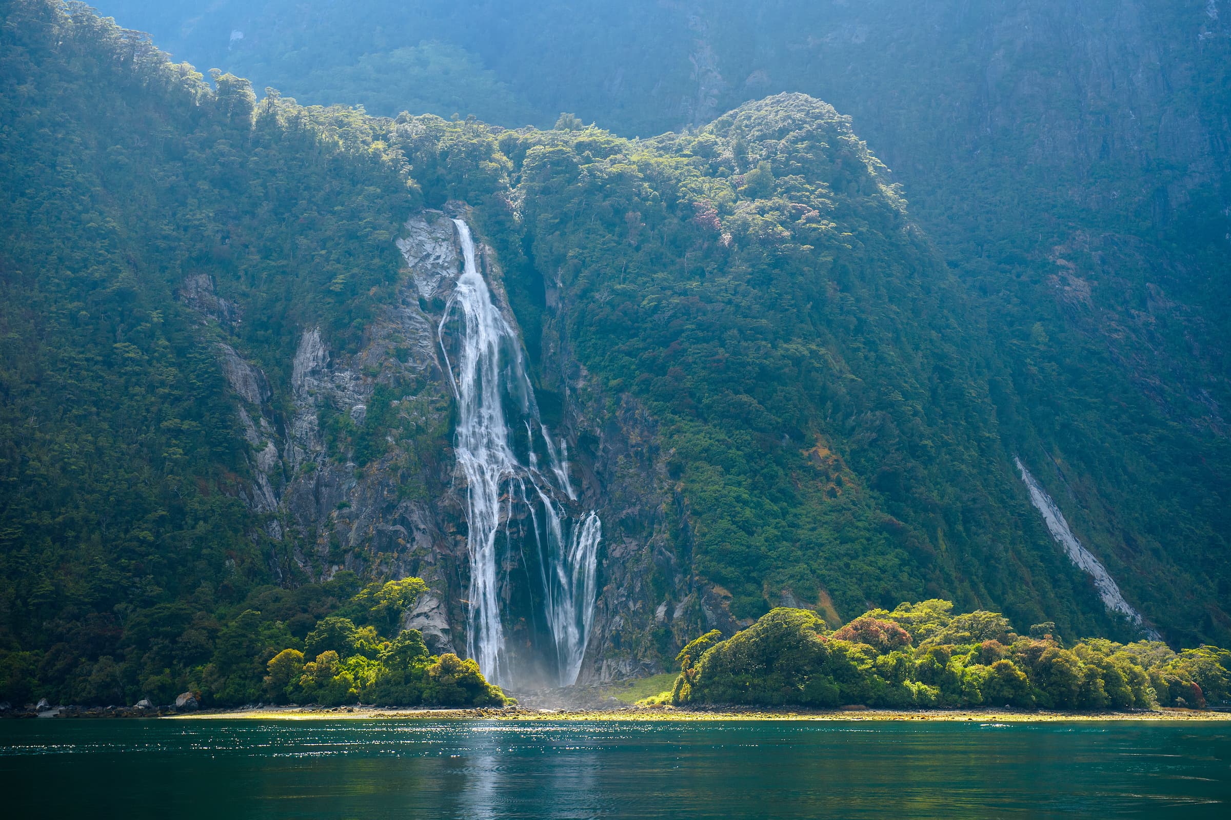 New Zealand’s Scenic Wonders - Hero 2