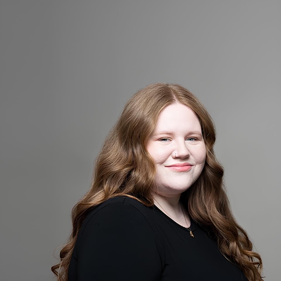 Caitlin Bradley - Profile Picture