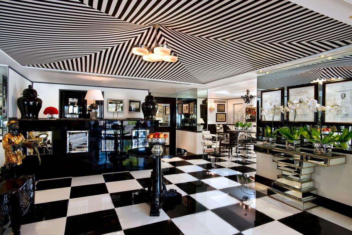 Red Carnation - The Duke of Richmond, Guernsey