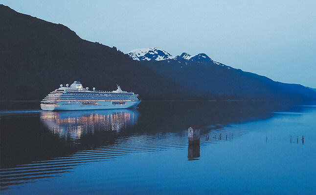luxury cruise ships alaska