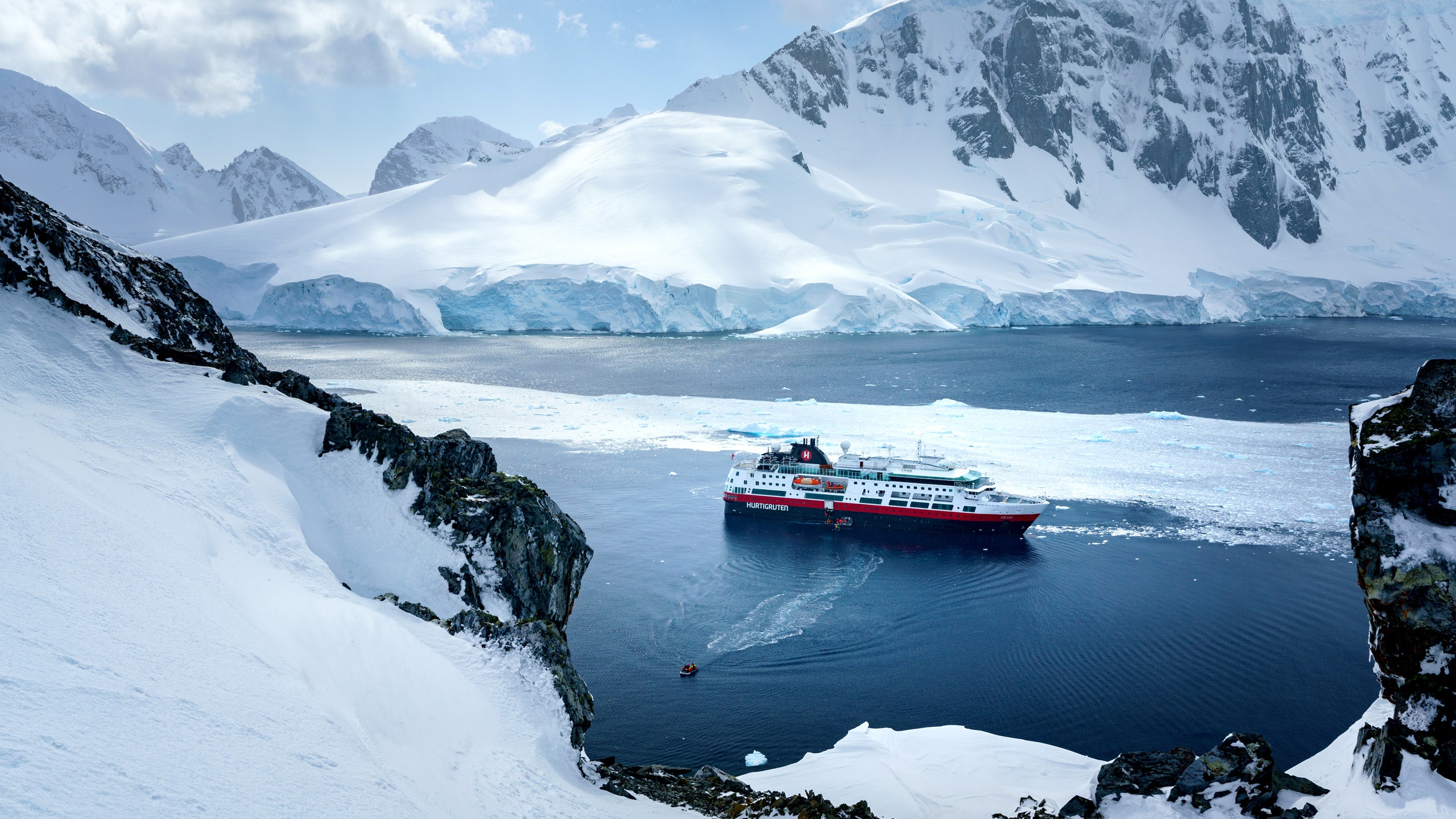 <b>CONDÉ NAST TRAVELER</b> Everyone, It Seems, Is Cruising to Antarctica
